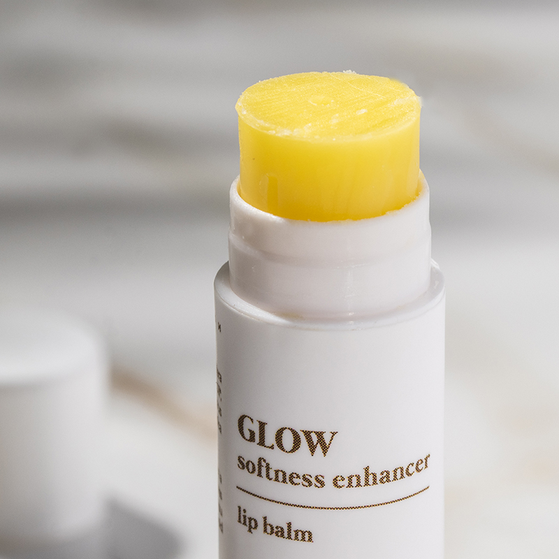GLOW балсам за устни - Image 3